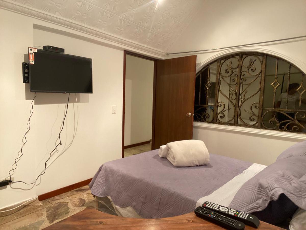 Santa Ana Luxury Rentals Hotel Богота Экстерьер фото